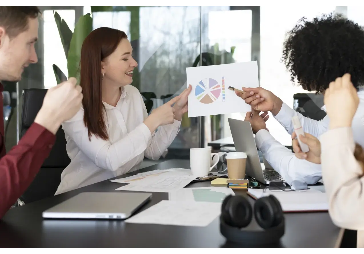 Estrategias digitales para captar clientes con QR y app